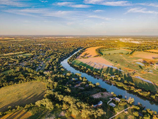 1343 Buster Chatham Road, Waco, TX 76705
