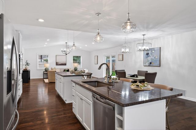 11742 99th Place N, Maple Grove, MN 55369