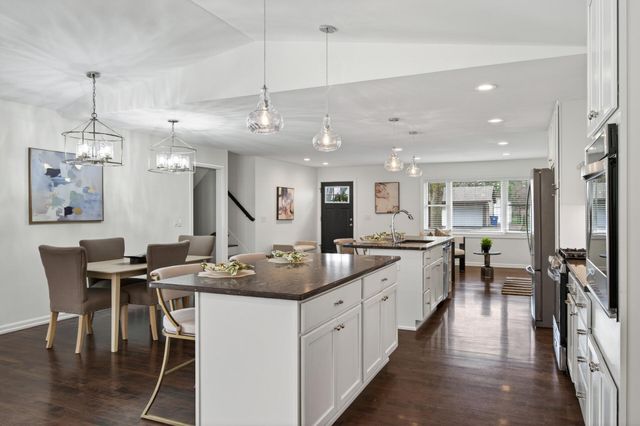 11742 99th Place N, Maple Grove, MN 55369