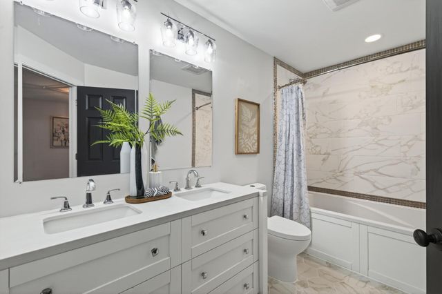 11742 99th Place N, Maple Grove, MN 55369