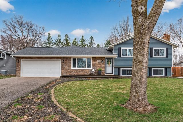 11742 99th Place N, Maple Grove, MN 55369
