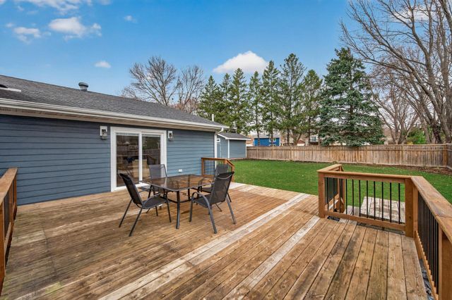 11742 99th Place N, Maple Grove, MN 55369