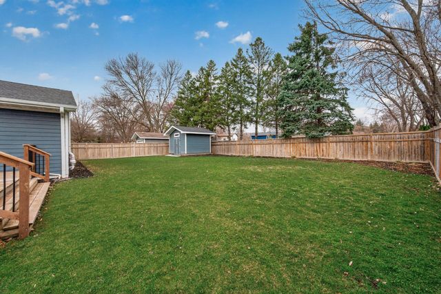 11742 99th Place N, Maple Grove, MN 55369