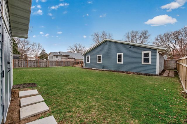 11742 99th Place N, Maple Grove, MN 55369