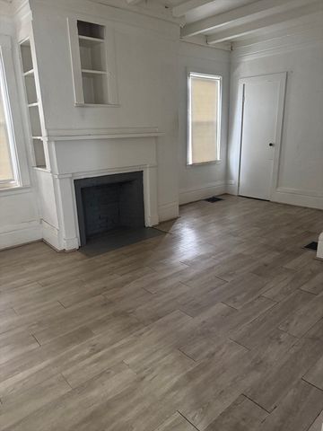 967 Bedford St. 967, Abington, MA 02351