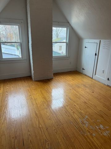 967 Bedford St. 967, Abington, MA 02351