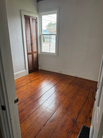 967 Bedford St. 967, Abington, MA 02351