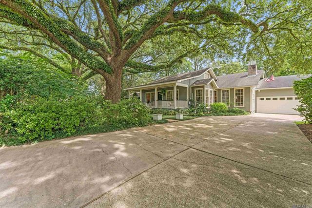 3914 Broussard St, Baton Rouge, LA 70808