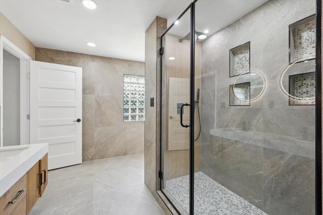 6043 Fieldstone Drive, Dallas, TX 75252
