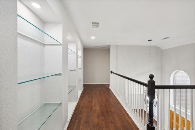 6043 Fieldstone Drive, Dallas, TX 75252