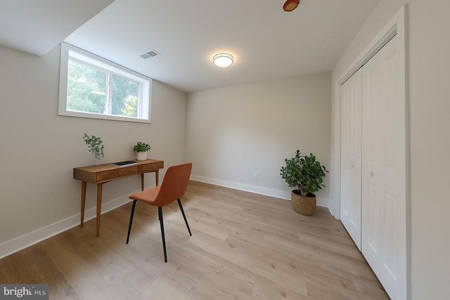 7803 FORDSON RD, Alexandria, VA 22306