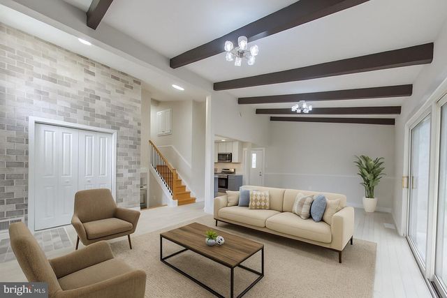 7803 FORDSON RD, Alexandria, VA 22306