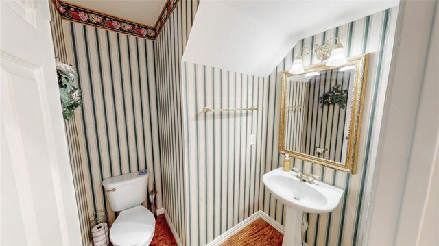 2700 Lake Crest Drive, Flower Mound, TX 75022