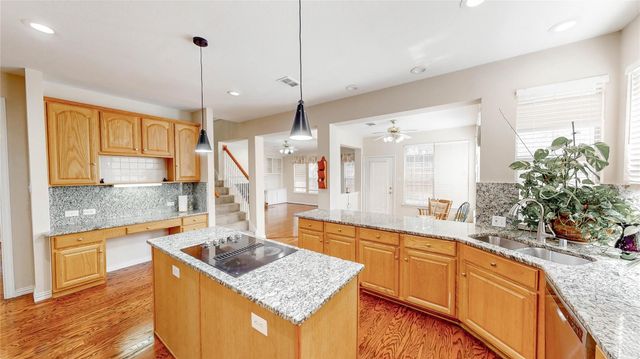 2700 Lake Crest Drive, Flower Mound, TX 75022