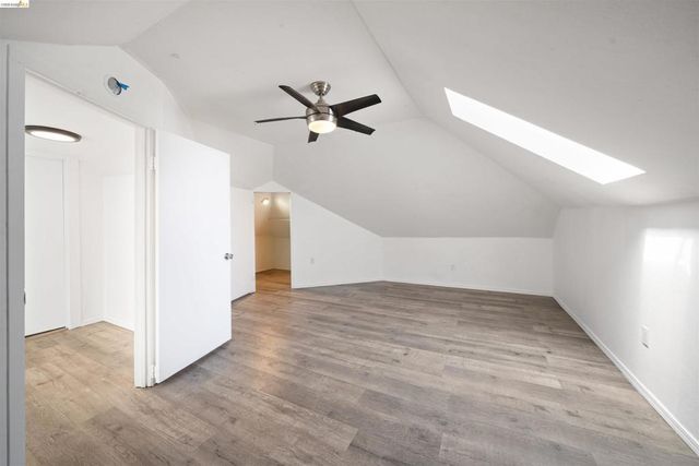 2735 E 11Th St, Oakland, CA 94601