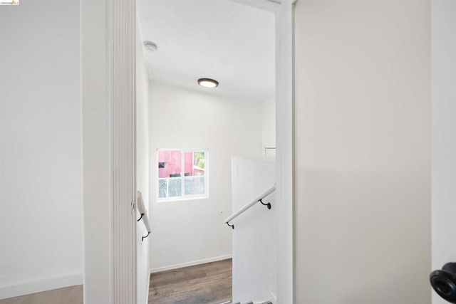 2735 E 11Th St, Oakland, CA 94601