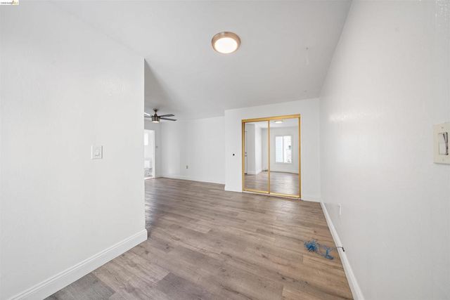 2735 E 11Th St, Oakland, CA 94601