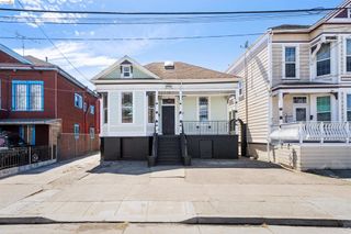 2735 E 11Th St, Oakland, CA 94601