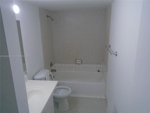 4174 Inverrary Dr 411, Lauderhill, FL 33319