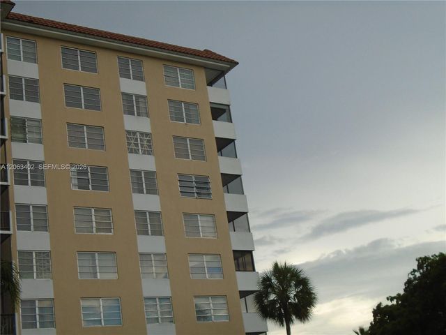 4174 Inverrary Dr 411, Lauderhill, FL 33319