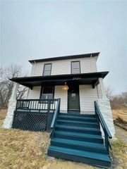 2920 Garfield Avenue, Kansas City, MO 64109