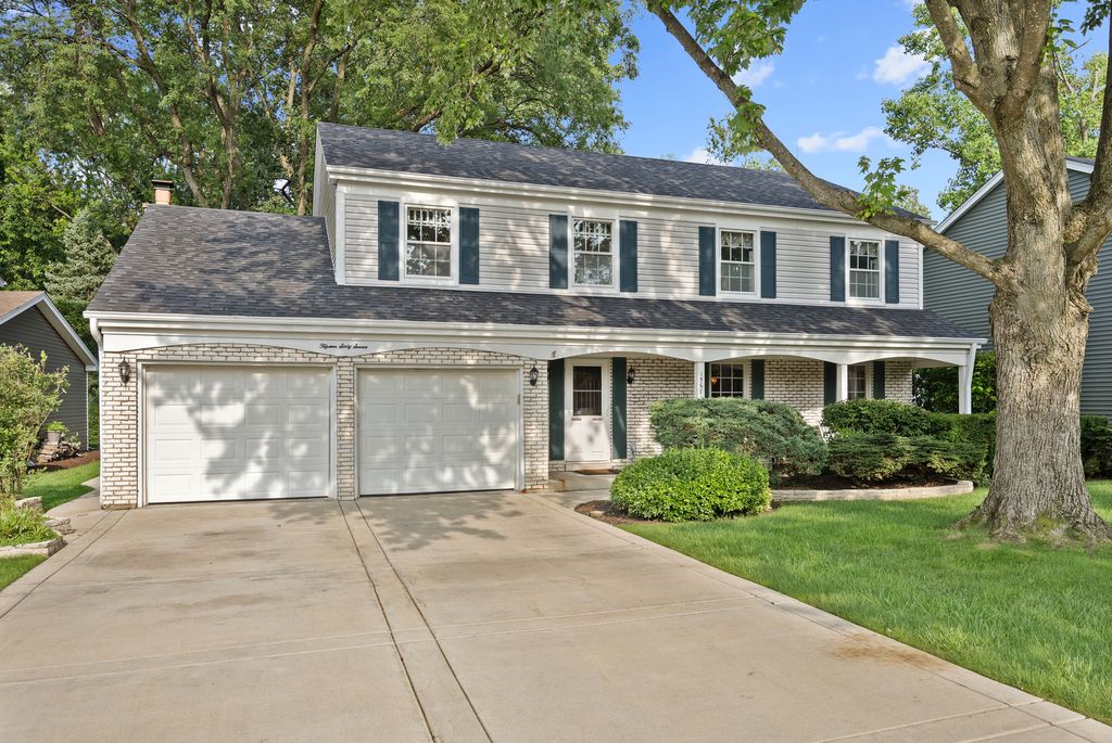 1567 Orth Drive, Wheaton, IL 60189