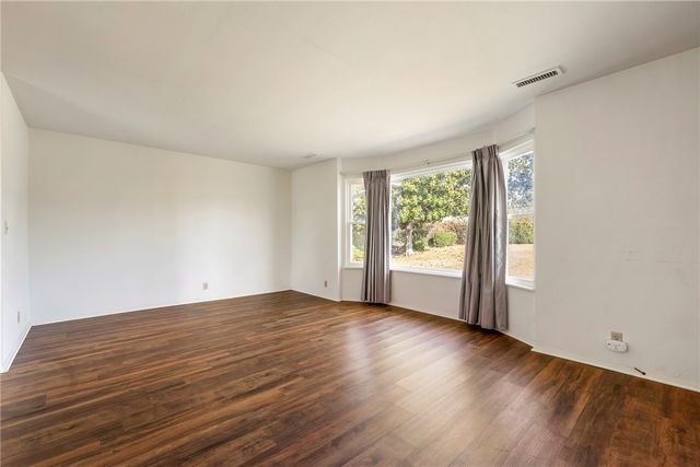 905 S 15th Street, Rogers, AR 72758