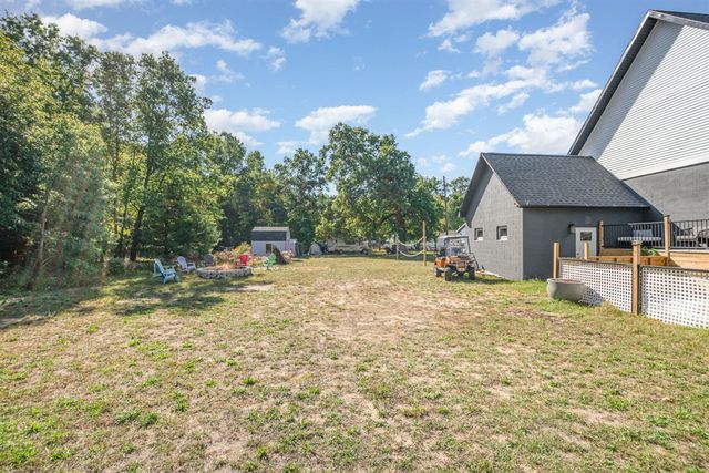 1342 S Parkway Street, Muskegon, MI 49442