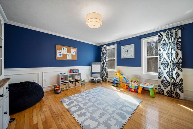 916 River Road, Weare, NH 03281