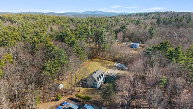 916 River Road, Weare, NH 03281