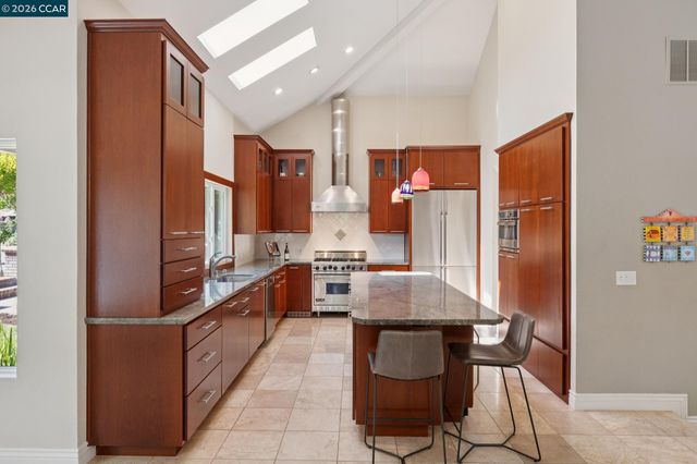 187 Stone Valley Way, Alamo, CA 94507