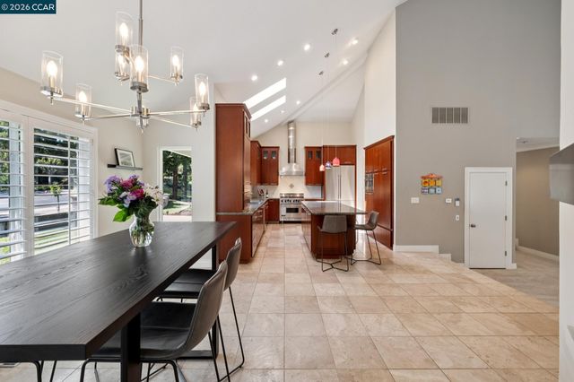 187 Stone Valley Way, Alamo, CA 94507
