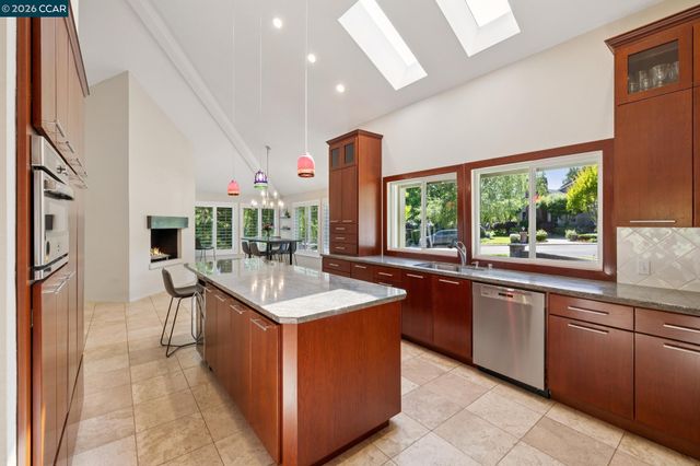 187 Stone Valley Way, Alamo, CA 94507