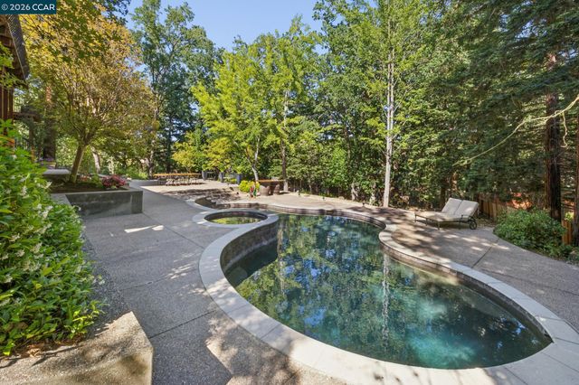 187 Stone Valley Way, Alamo, CA 94507