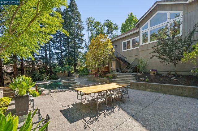 187 Stone Valley Way, Alamo, CA 94507