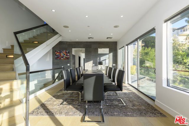 2271 Gloaming Way, Beverly Hills, CA 90210