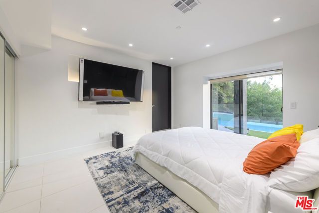 2271 Gloaming Way, Beverly Hills, CA 90210