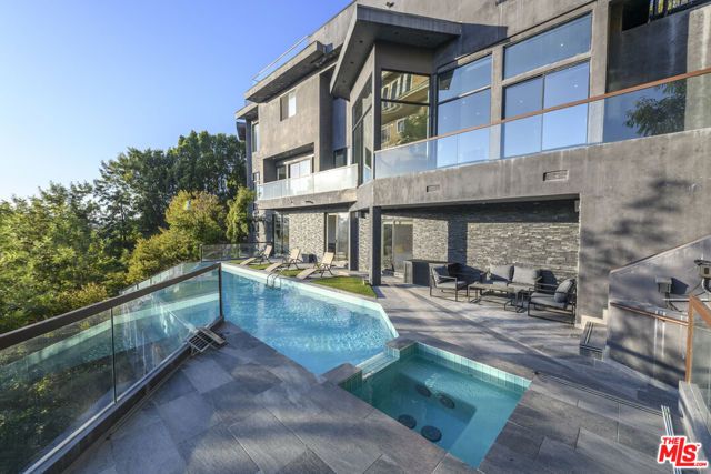 2271 Gloaming Way, Beverly Hills, CA 90210