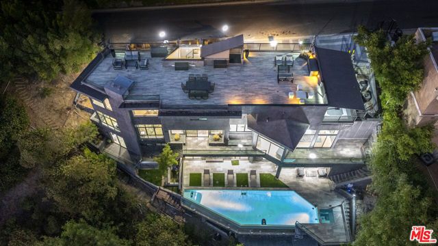 2271 Gloaming Way, Beverly Hills, CA 90210