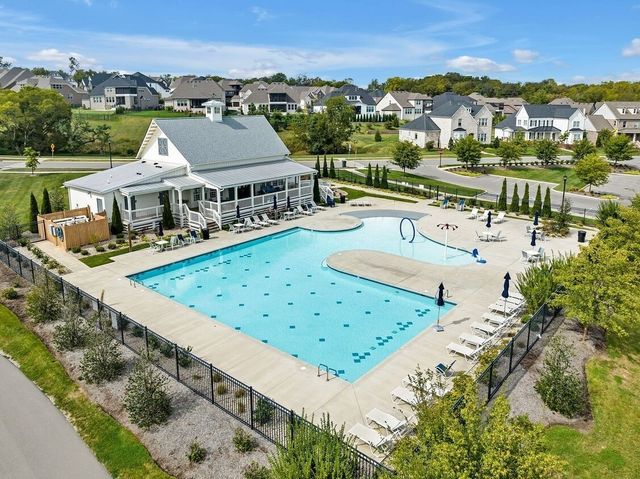 1052 Lawson Ln, Nolensville, TN 37135