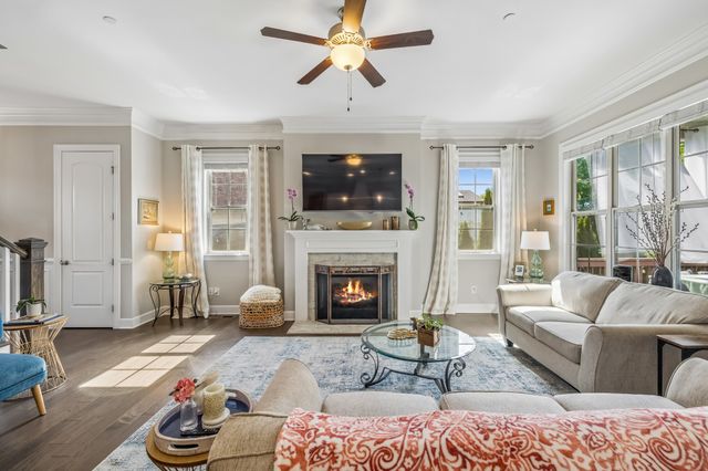 1052 Lawson Ln, Nolensville, TN 37135