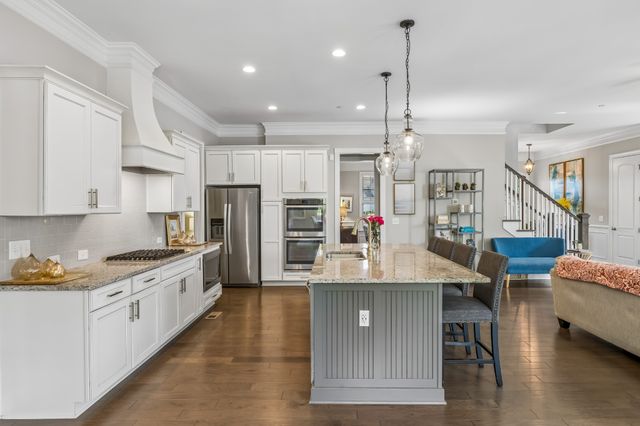 1052 Lawson Ln, Nolensville, TN 37135