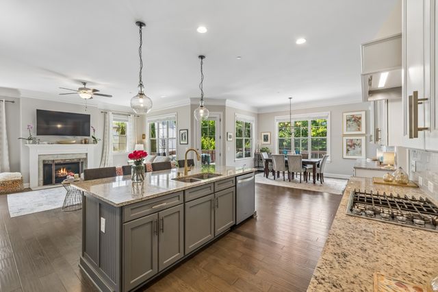 1052 Lawson Ln, Nolensville, TN 37135