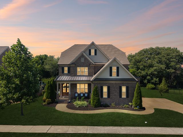 1052 Lawson Ln, Nolensville, TN 37135