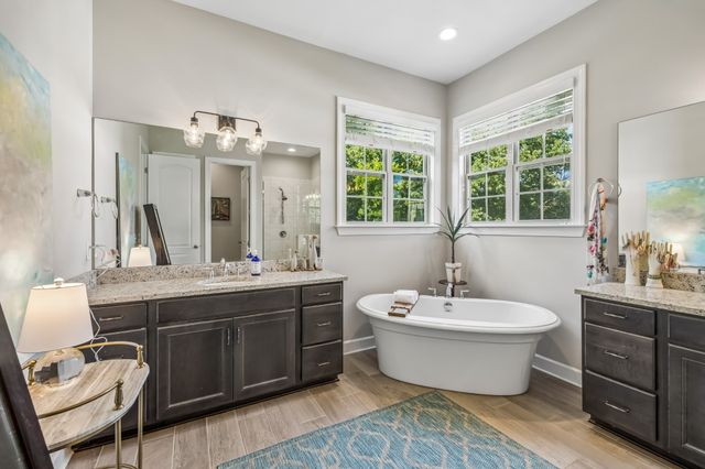 1052 Lawson Ln, Nolensville, TN 37135
