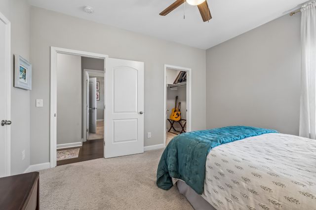 1052 Lawson Ln, Nolensville, TN 37135