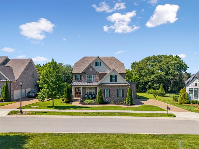1052 Lawson Ln, Nolensville, TN 37135