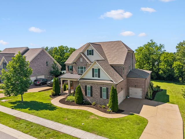 1052 Lawson Ln, Nolensville, TN 37135