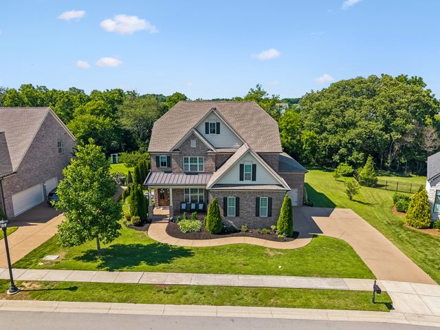 1052 Lawson Ln, Nolensville, TN 37135
