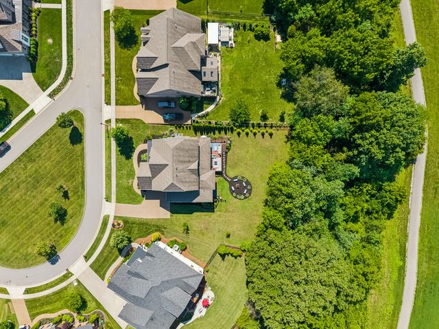 1052 Lawson Ln, Nolensville, TN 37135
